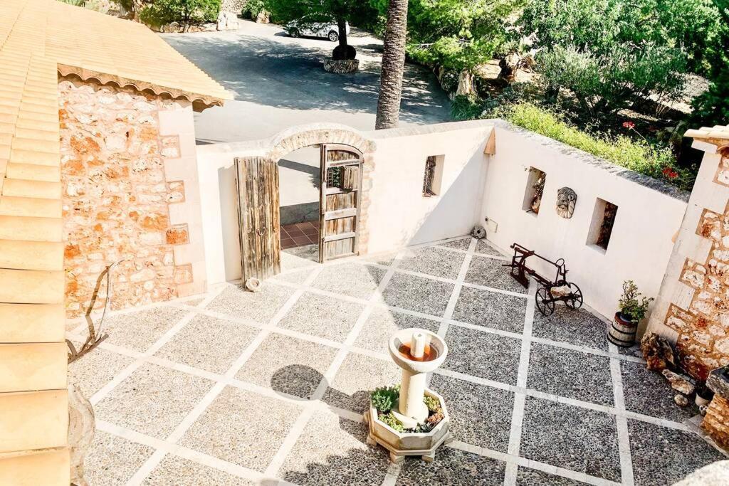 Es Castell De Ca N'Alou De Ses Cases Noves S'Horta المظهر الخارجي الصورة